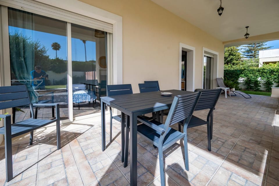 Patio, View (from property/room), Balcony/Terrace, Dining area