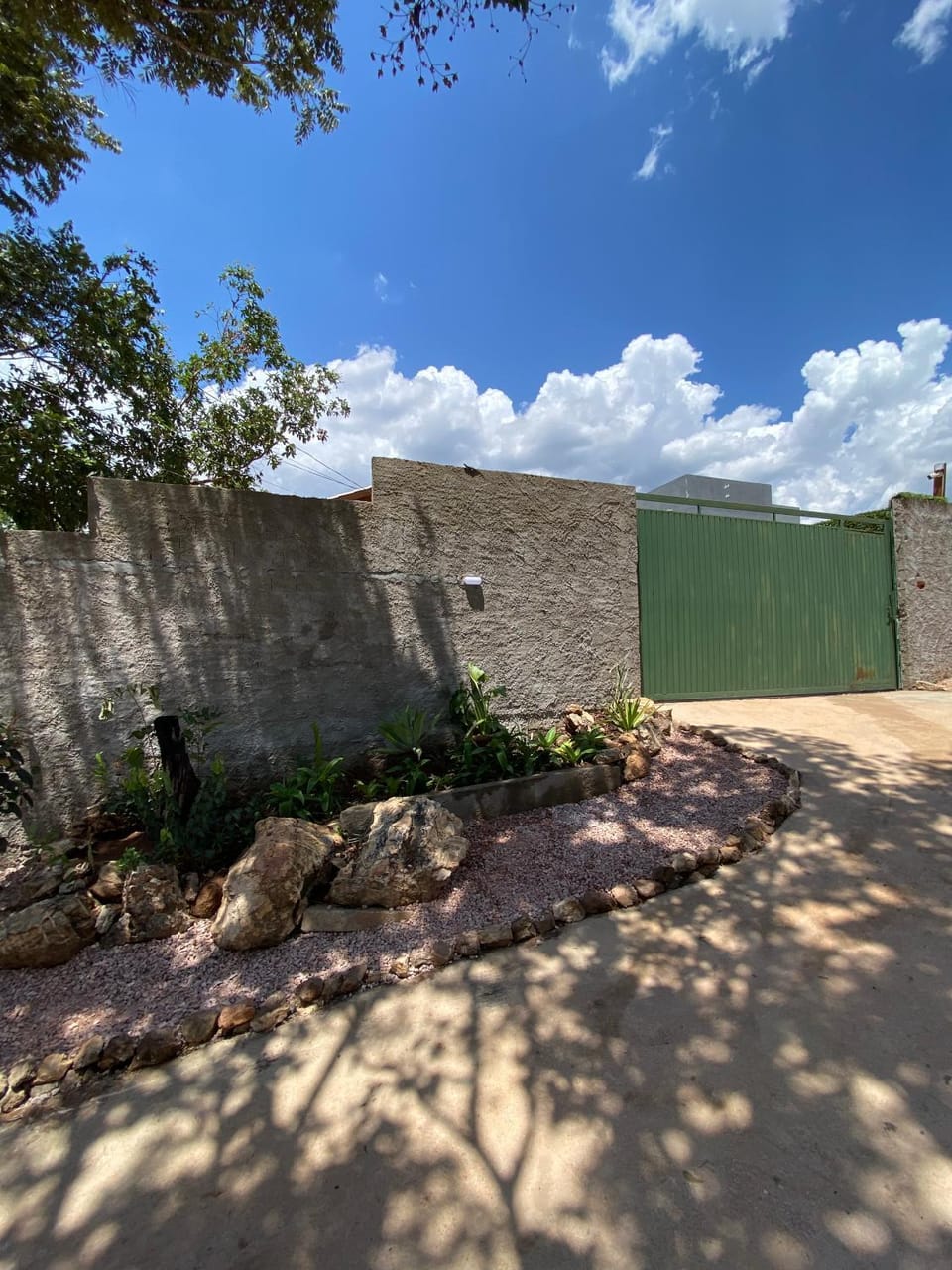 Facade/entrance, Garden
