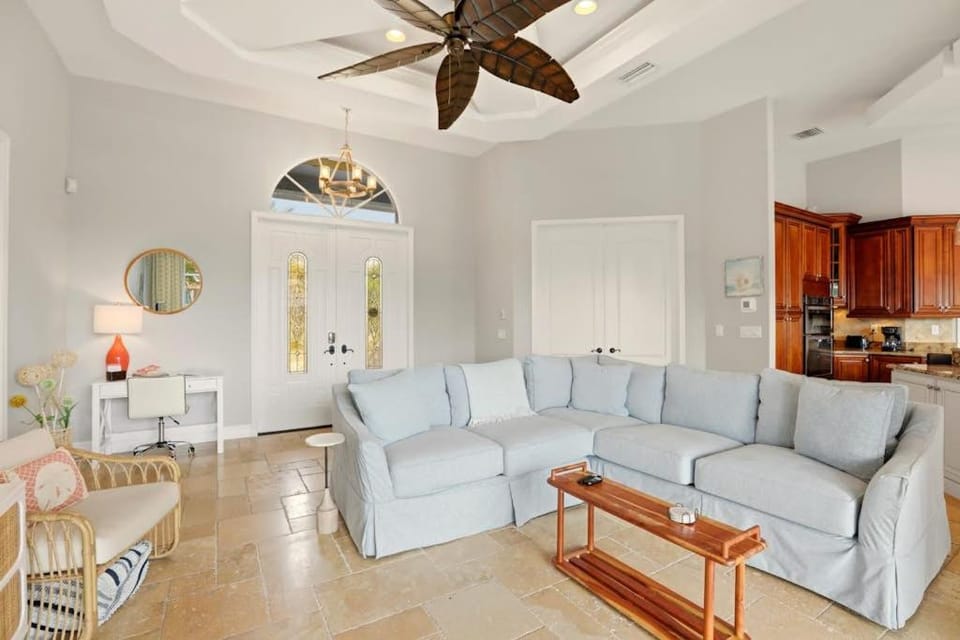 Marco Paradise House in Marco Island