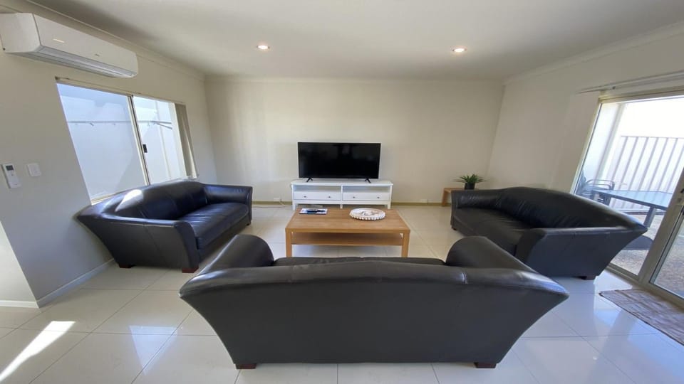 Unit 23 Seafront Estate Villa in Jurien Bay