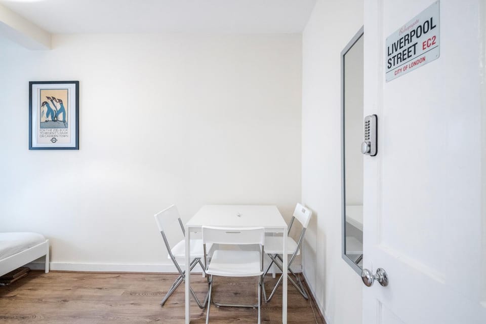 APlaceToStay Central London Apartment, Zone 1 LIV Vacation rental in London Borough of Southwark