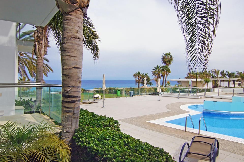 Pool view, Sea view, Swimming pool