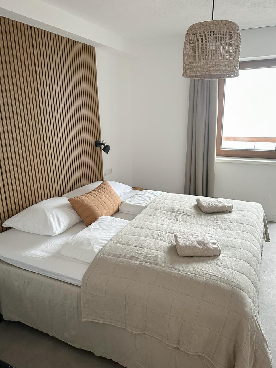 Bed, Balcony/Terrace, Bedroom, towels