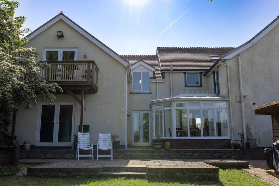 Patio, Day, Garden, Garden view