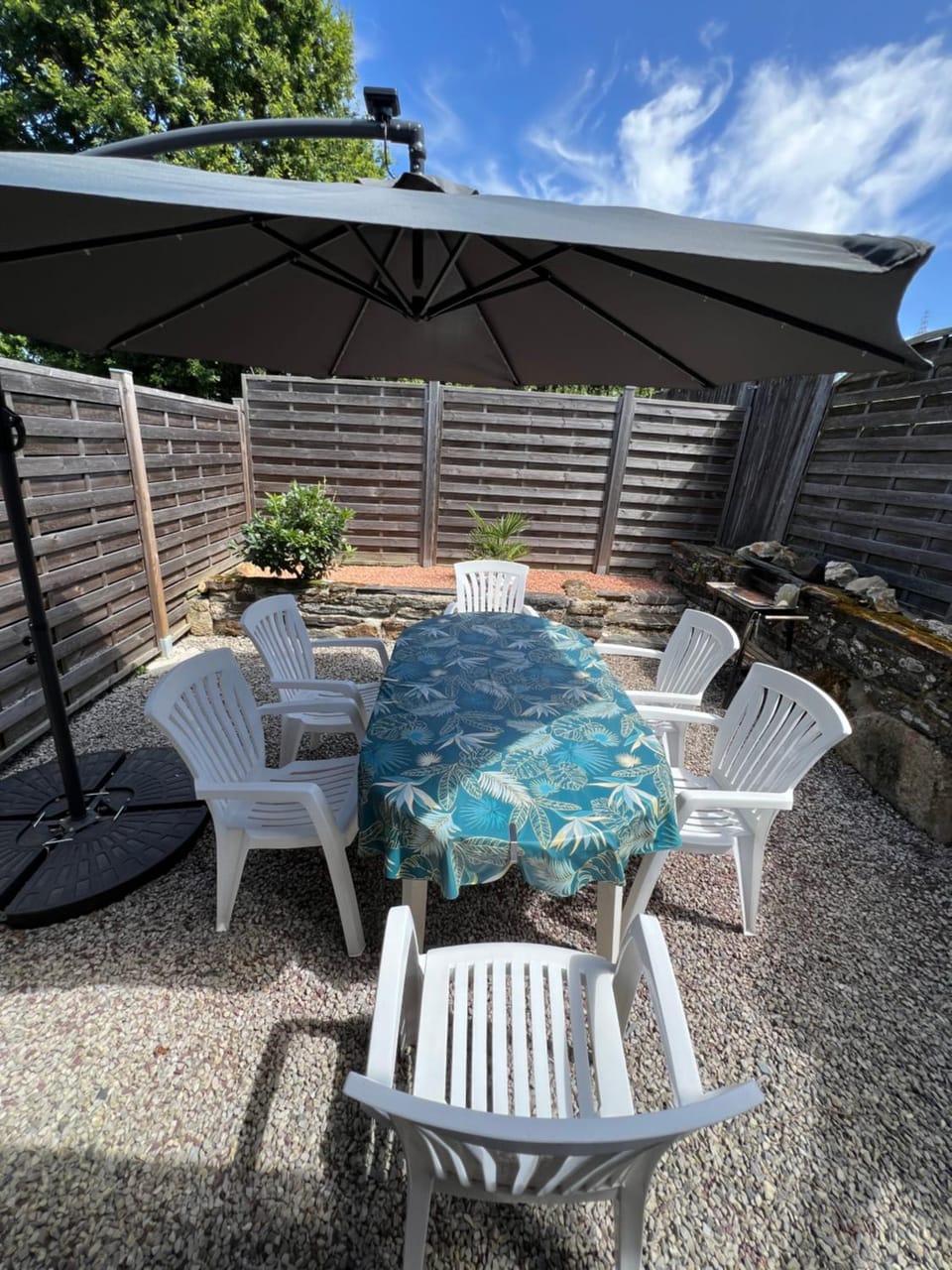 Dining area, Garden view