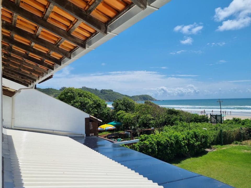 Garden view, Sea view