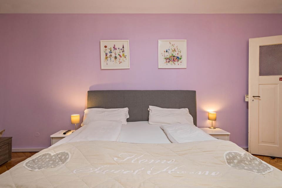 Living room, Bedroom