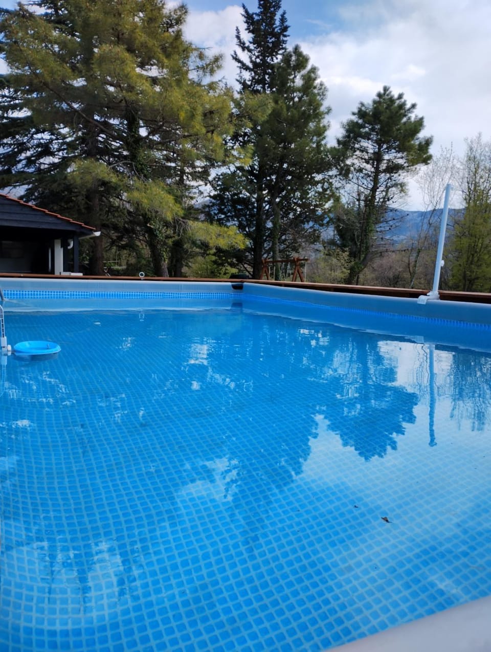 Ala da-apartman sa bazenom Apartment in Split-Dalmatia County