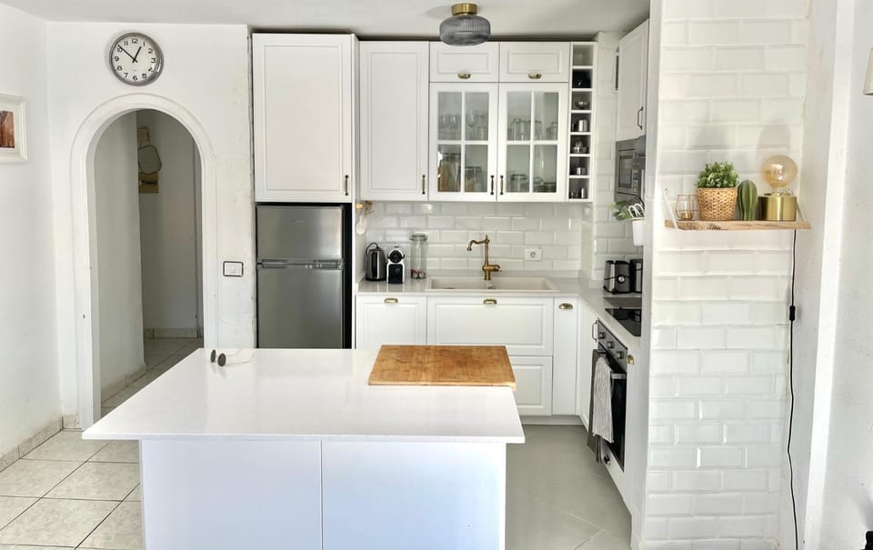 Kitchen or kitchenette, dishwasher, minibar, pet friendly, stove
