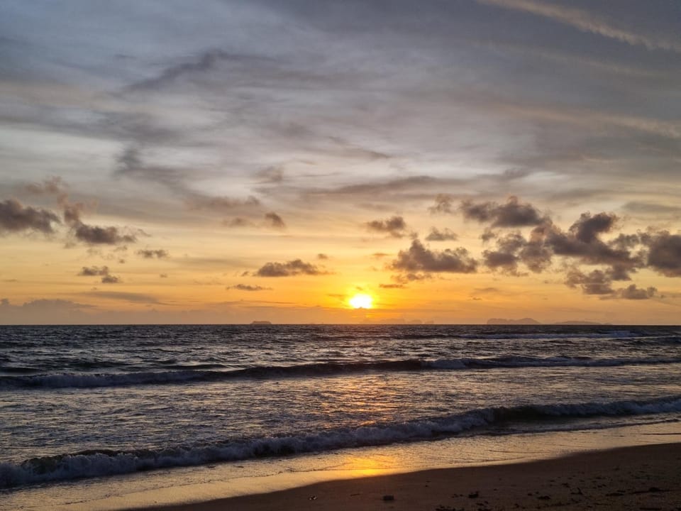 Restaurant/places to eat, Sea view, Sunset