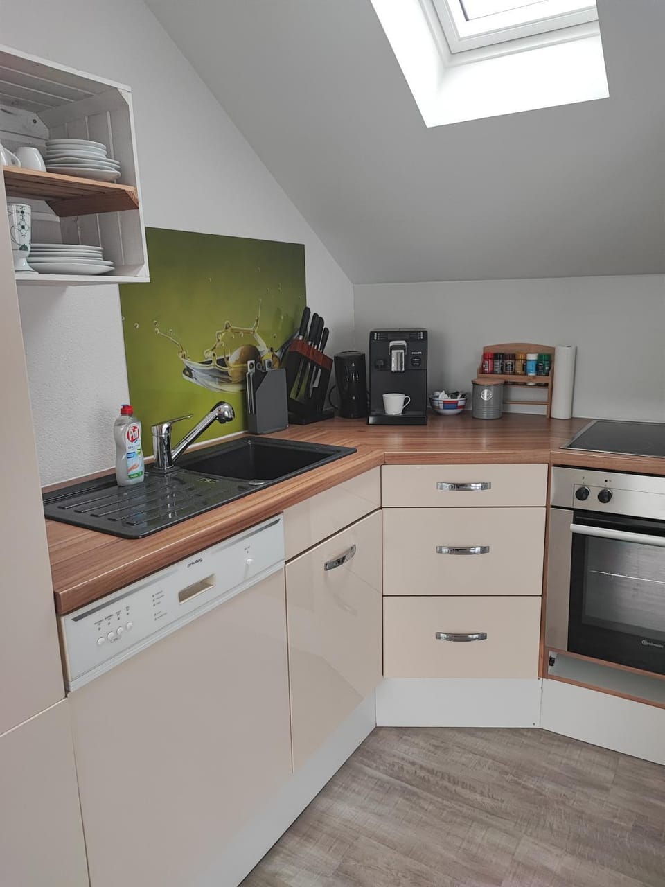 Coffee/tea facilities, Kitchen or kitchenette, pet friendly