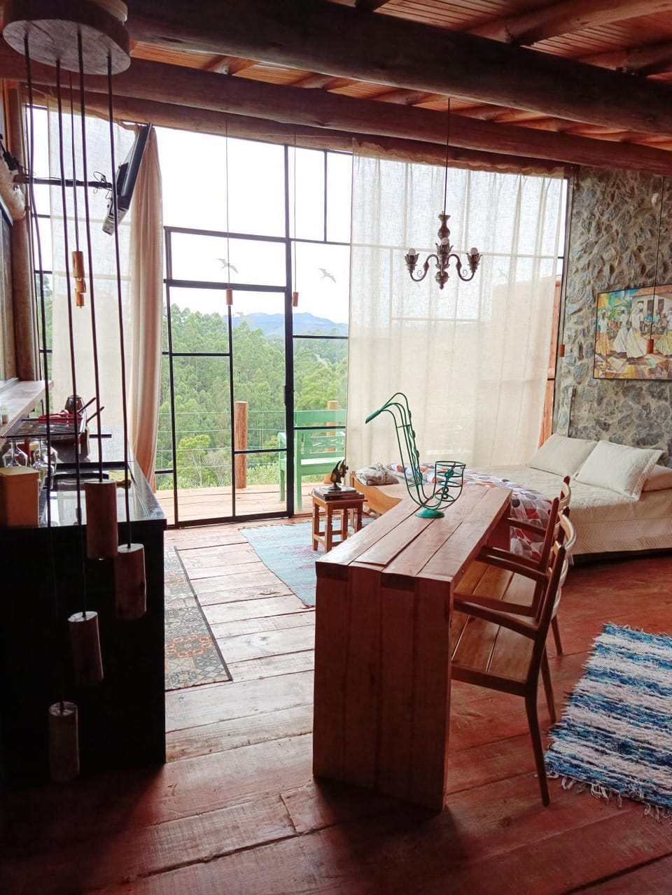 Bed, Natural landscape, Photo of the whole room, Dining area