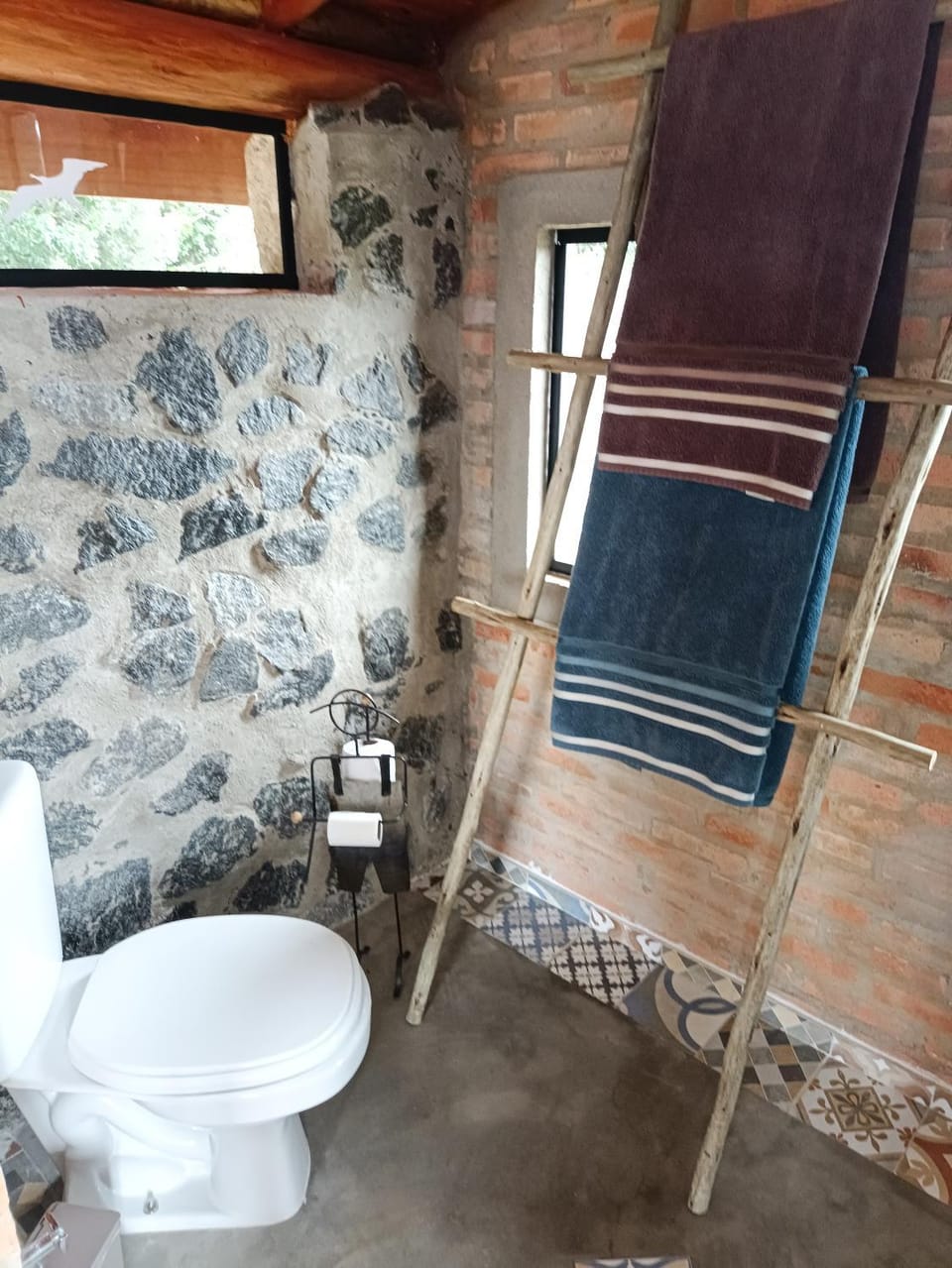 Toilet, Bathroom, towels