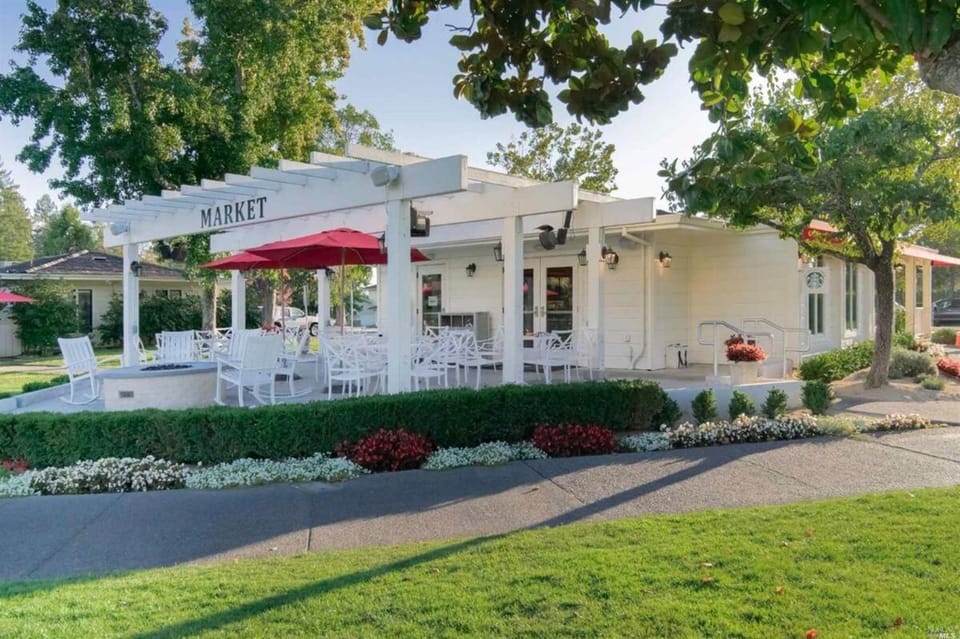 1 bed - 1 bath - Silverado Resort Experience House in Napa Valley