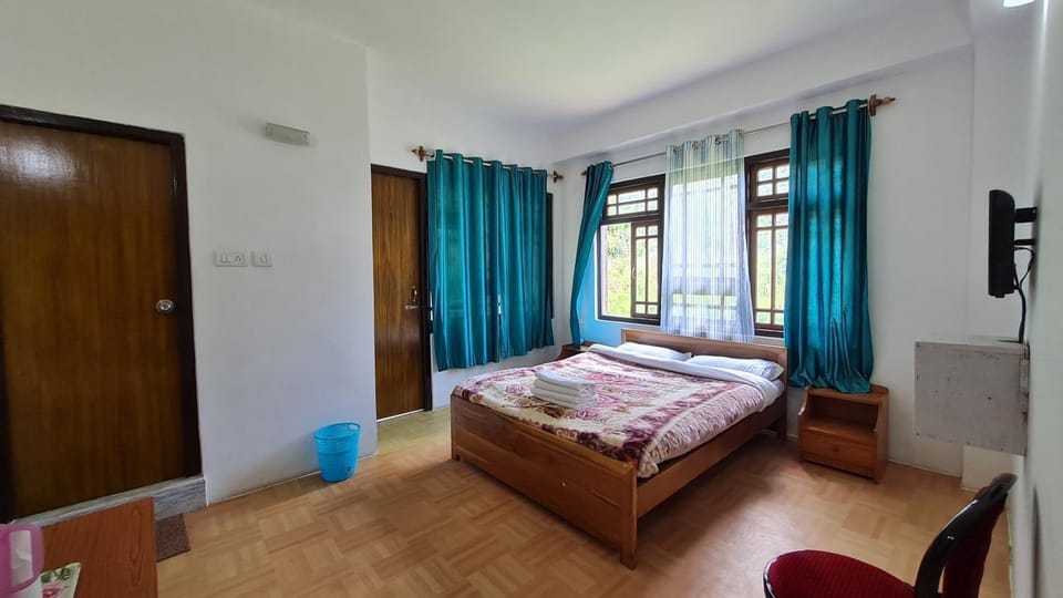 Bed, Photo of the whole room, Bedroom, towels, wardrobe