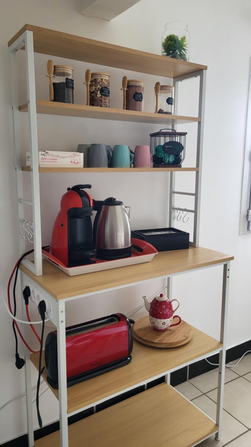 Coffee/tea facilities