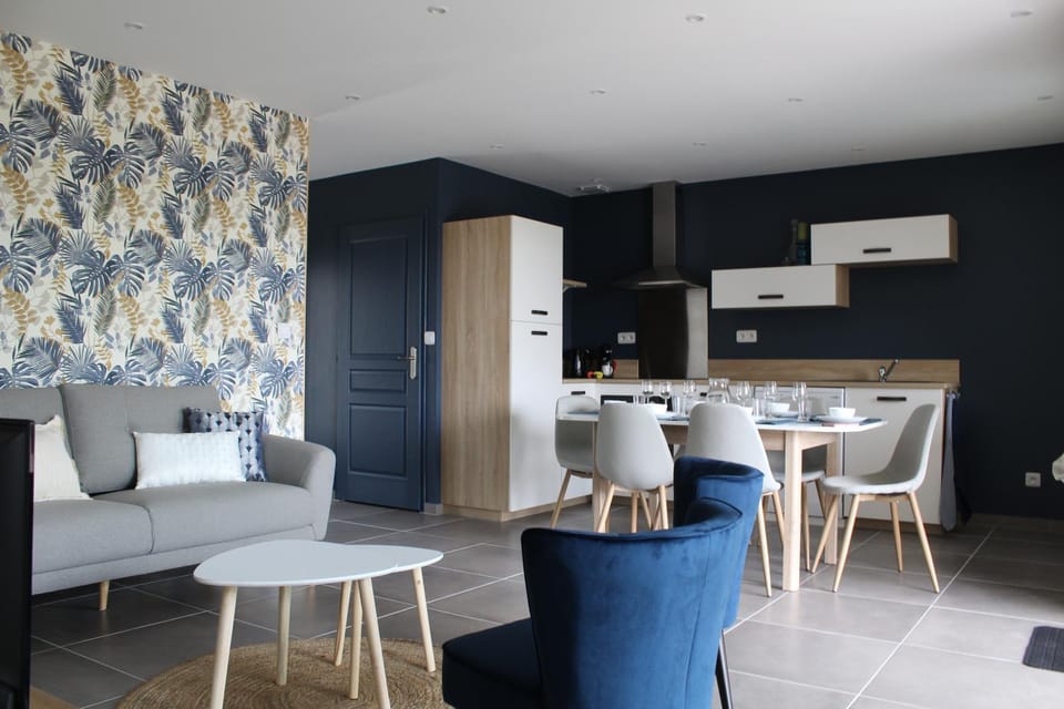 Kitchen or kitchenette, Living room, Dining area