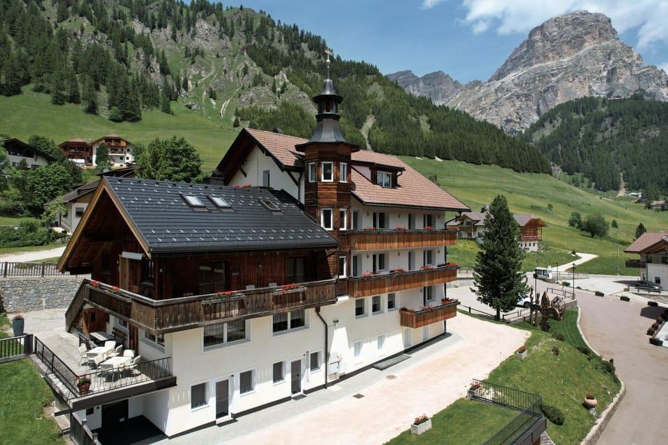 Property building, Summer