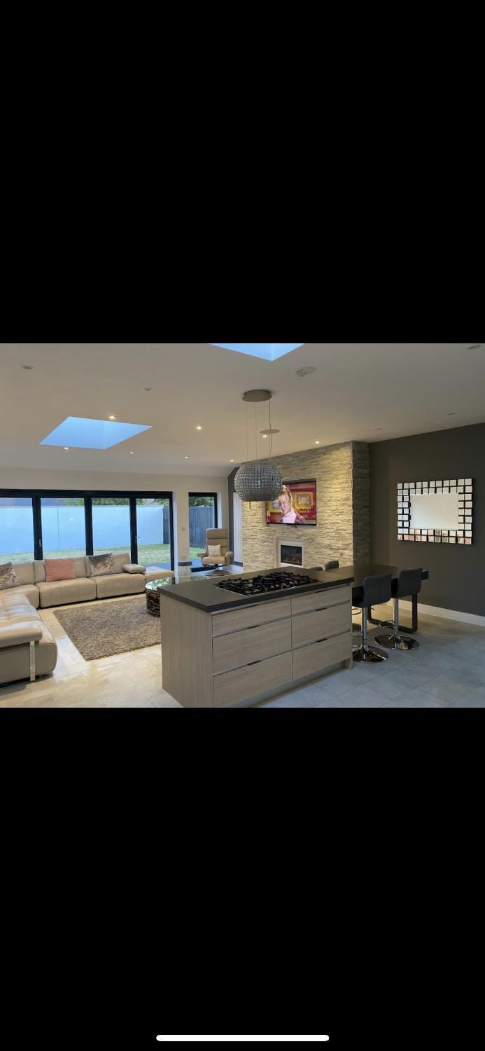 Perfect 4 bedroom 2 bathroom Home House in Edinburgh