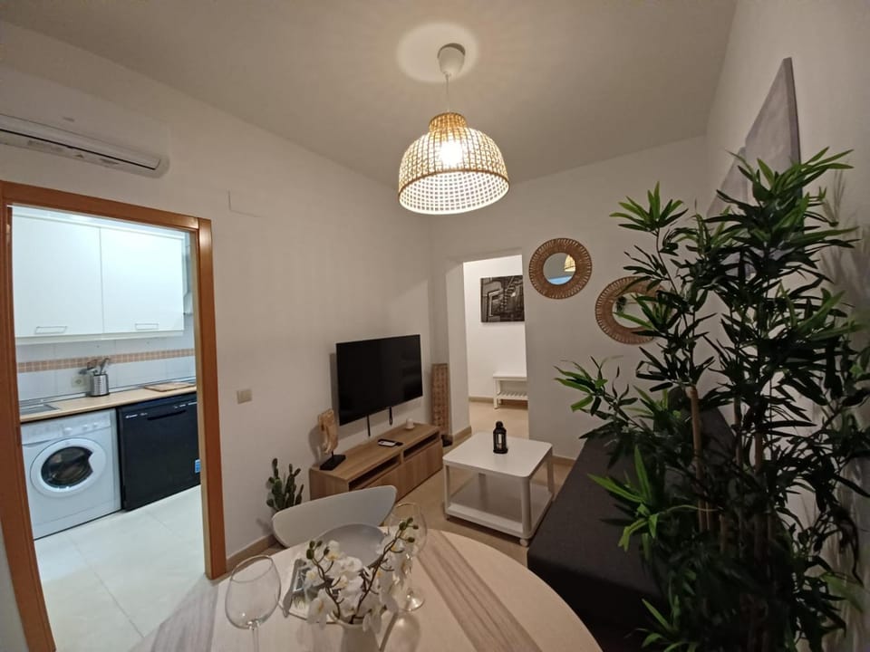 TV and multimedia, Living room, Dining area