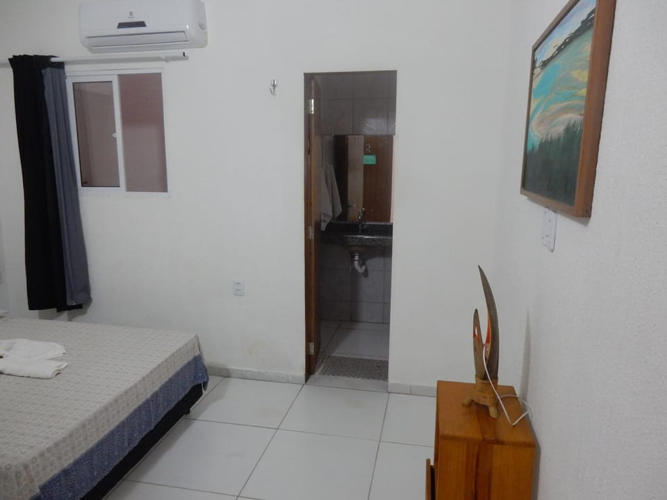 Bed, Photo of the whole room, Bedroom, air conditioner
