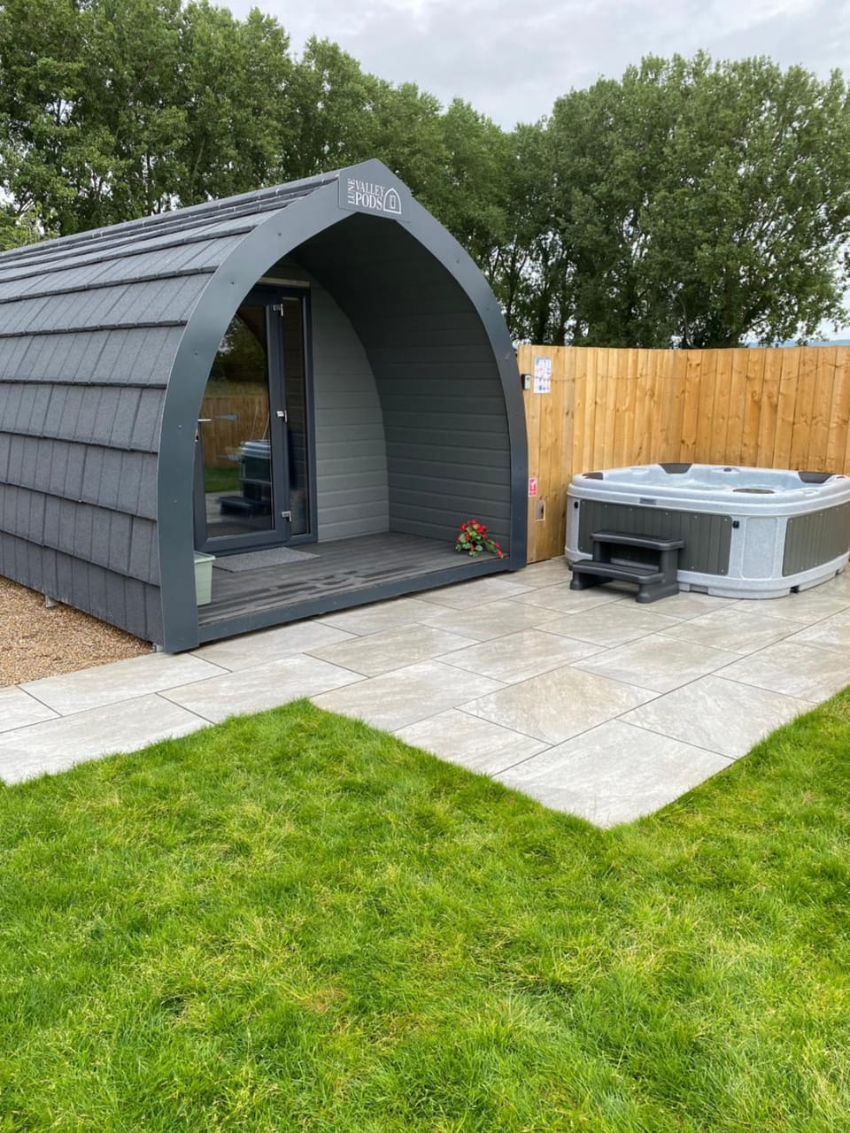 Mowbray Cottages & Glamping Campground/ 
RV Resort in Borough of Harrogate