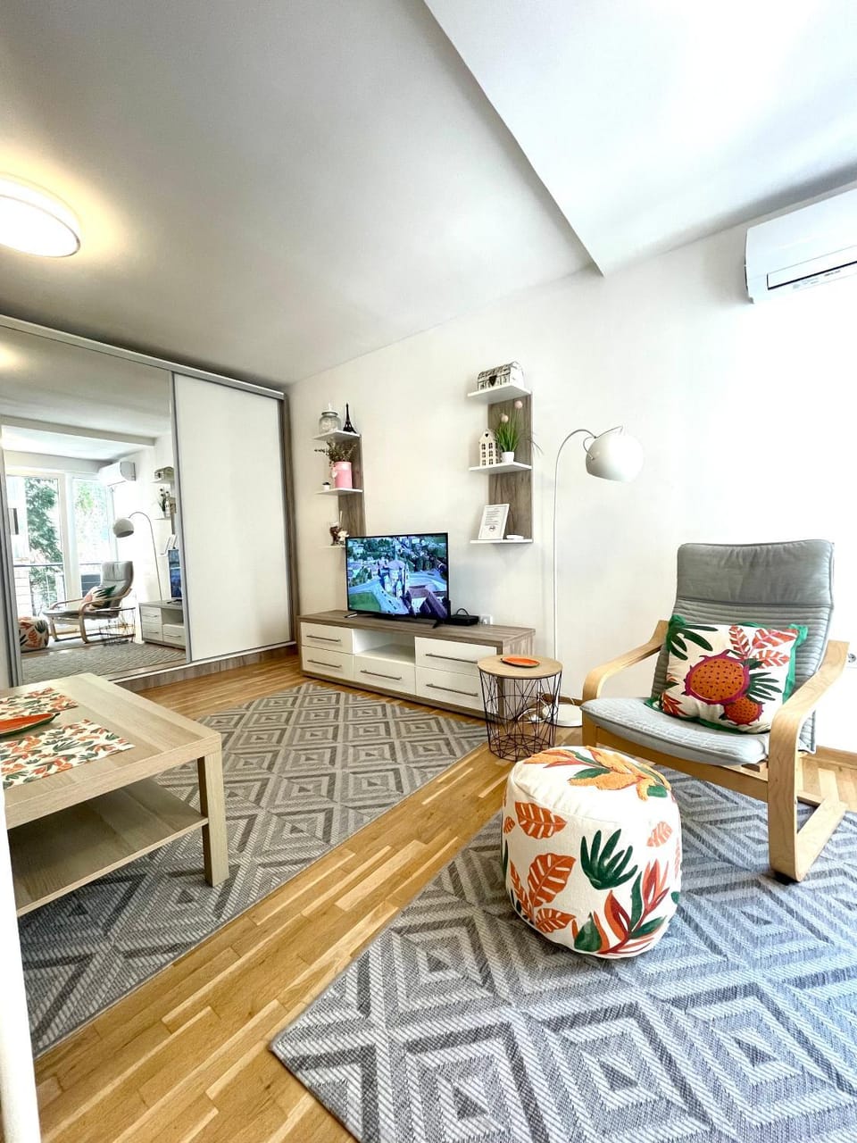 Alma Vracar Apartment in Belgrade