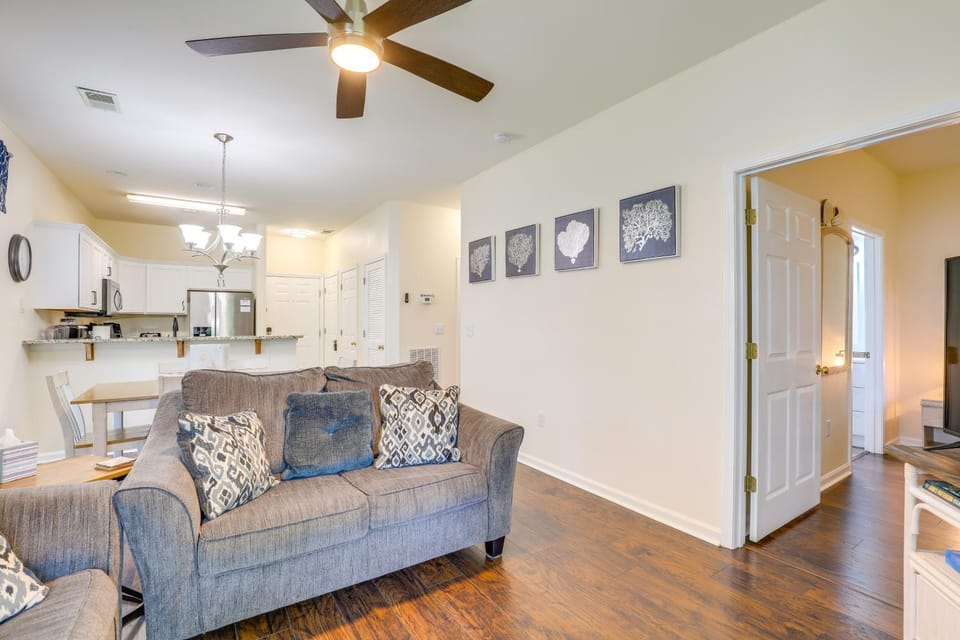 Ground-Floor Myrtle Beach Condo w/ Community Perks House in Carolina Forest