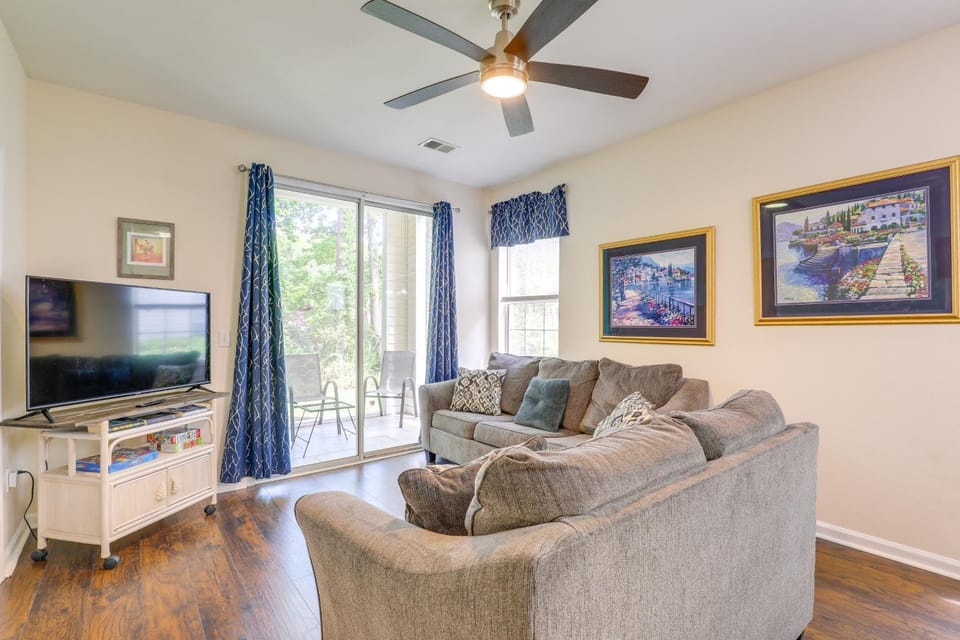 Ground-Floor Myrtle Beach Condo w/ Community Perks House in Carolina Forest
