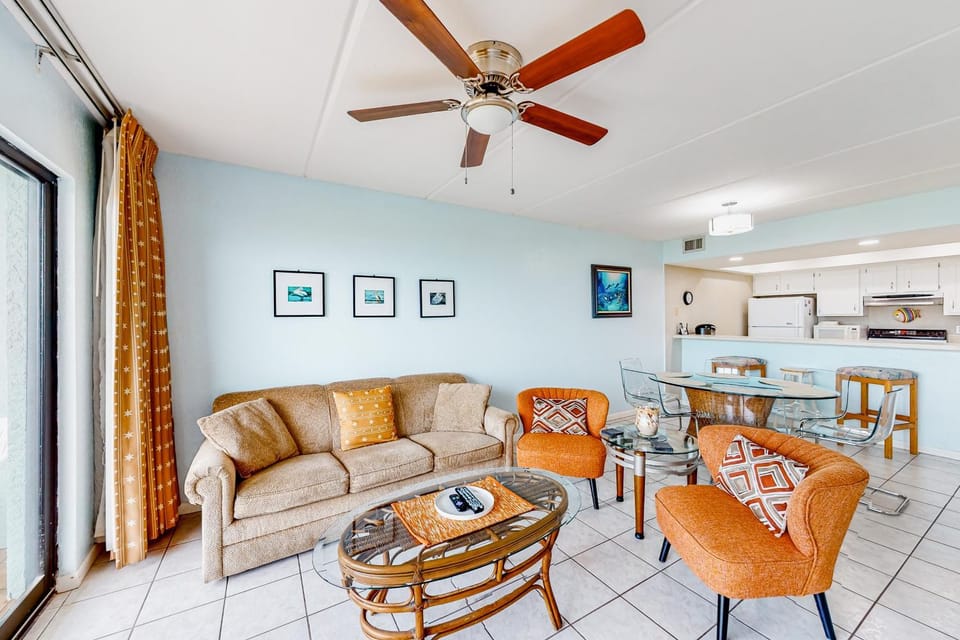 Continental 201 Apartment in South Padre Island