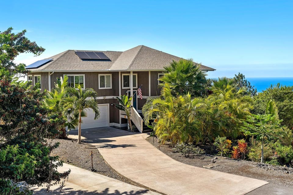 Hale Lio Kai House in Kalaoa