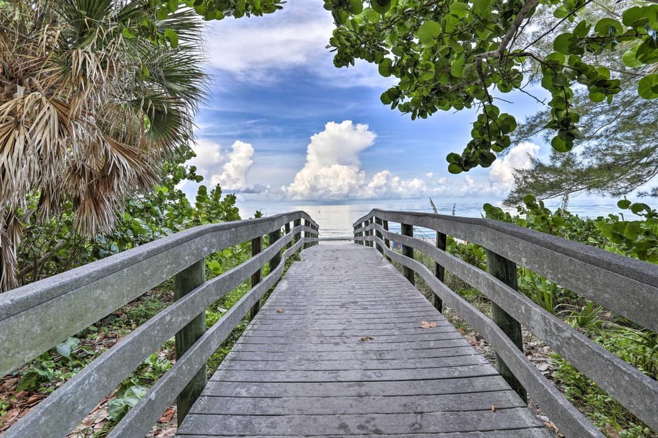 Sea La Vie: Sunny Indian Rocks Beach Condo! House in Indian Rocks Beach