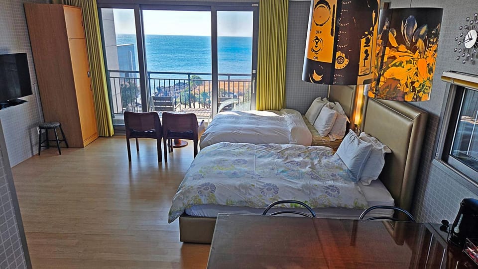 Bed, Natural landscape, View (from property/room), Photo of the whole room, Sea view