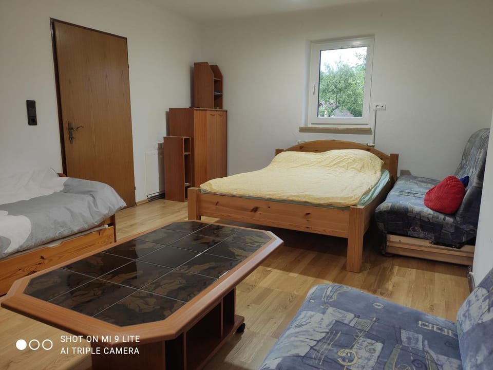 Bed, Living room, Bedroom