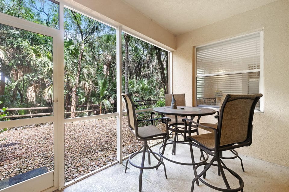 Patio, Natural landscape, Garden, Seating area, Garden view