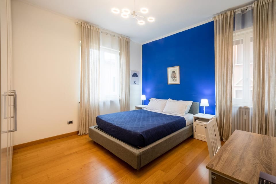 Bed, Bathroom, TV and multimedia, Bedroom, minibar, wardrobe, air conditioner