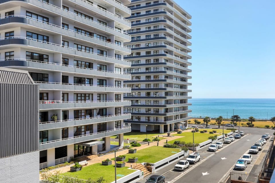 Neighbourhood, View (from property/room), Bedroom, Sea view, Street view