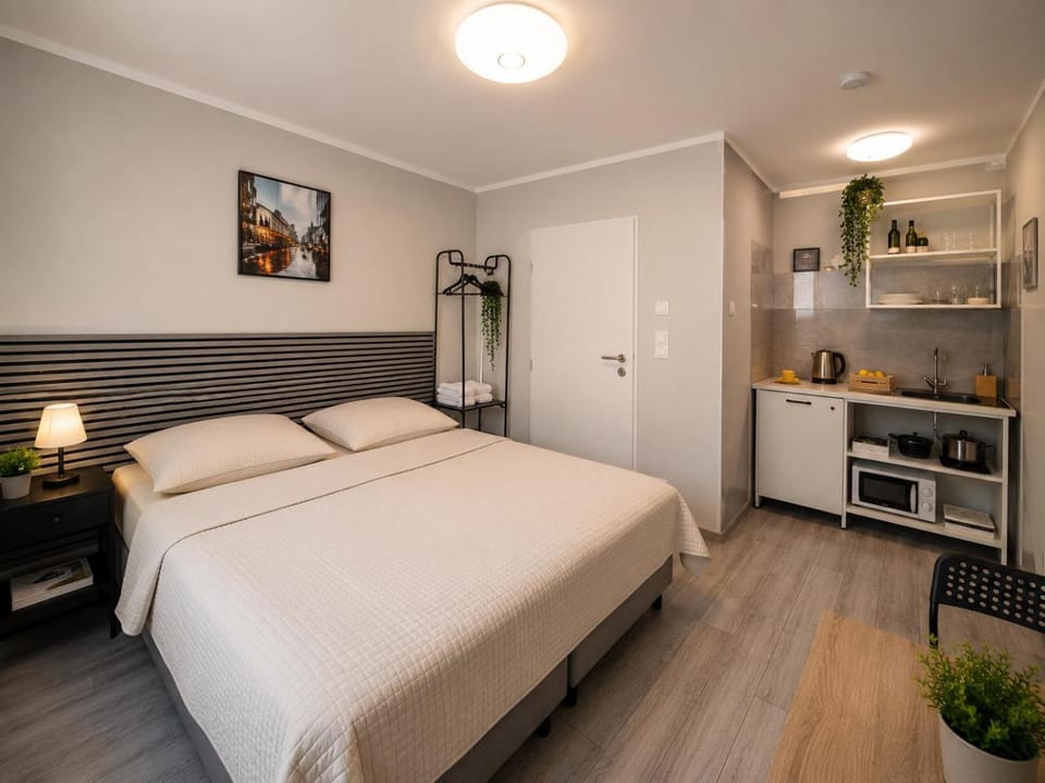 Bed, Kitchen or kitchenette, Photo of the whole room, Bedroom, pet friendly