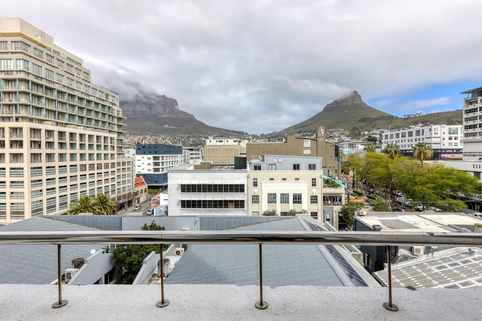 Neighbourhood, Balcony/Terrace, City view, Mountain view