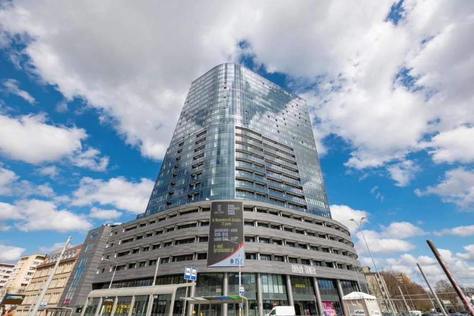 Miodowy Apartament w Hanza Tower -Sauna&Pool Apartment in Szczecin