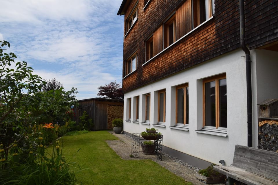 Ferienwohnung auf der sonnigen Südseite Apartment in Vorarlberg, Austria