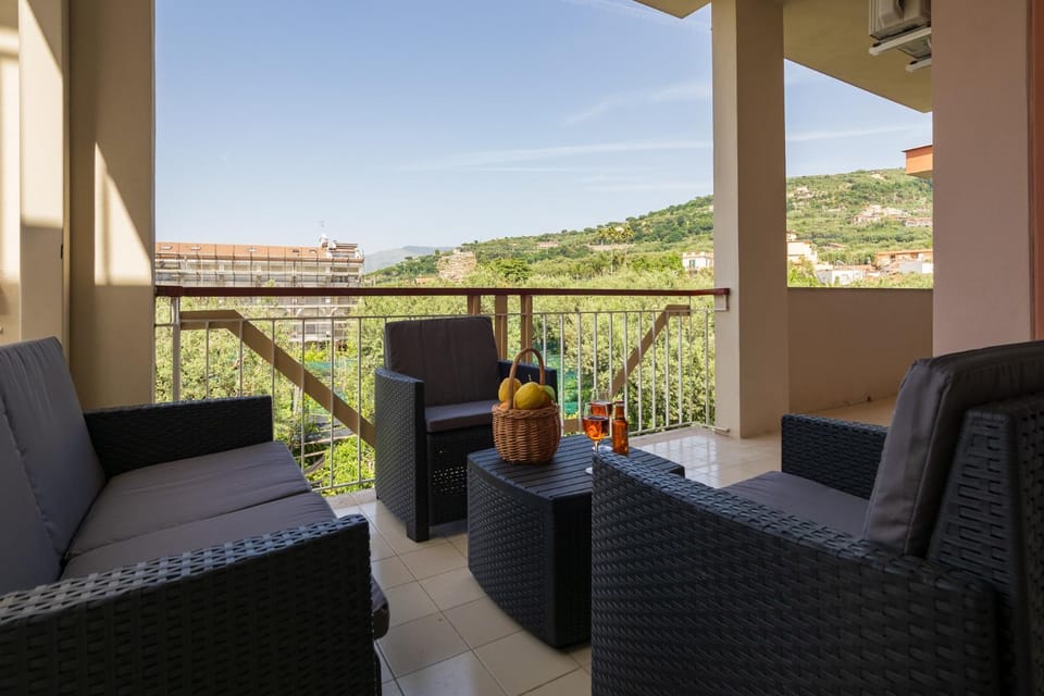 Patio, Balcony/Terrace