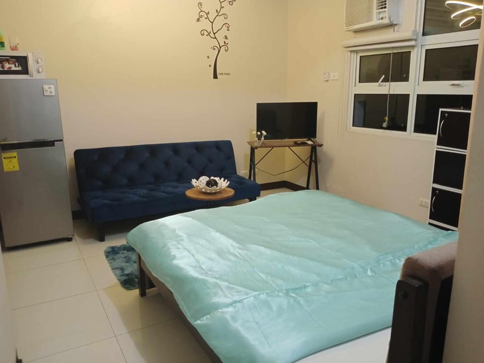 101 condo furnished walking distance NIAA 3 Apartment in Pasay