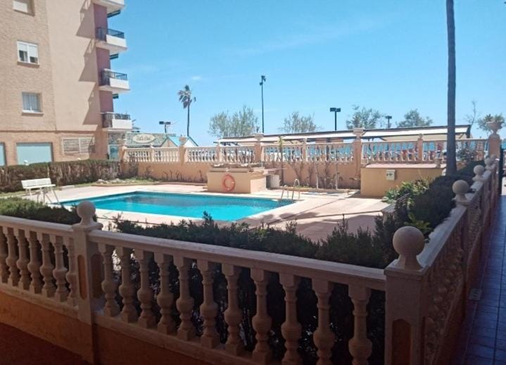 FUENGIROLA PLAYA y PISCINA PERLA 2 ESTUDIO Apartment in Fuengirola
