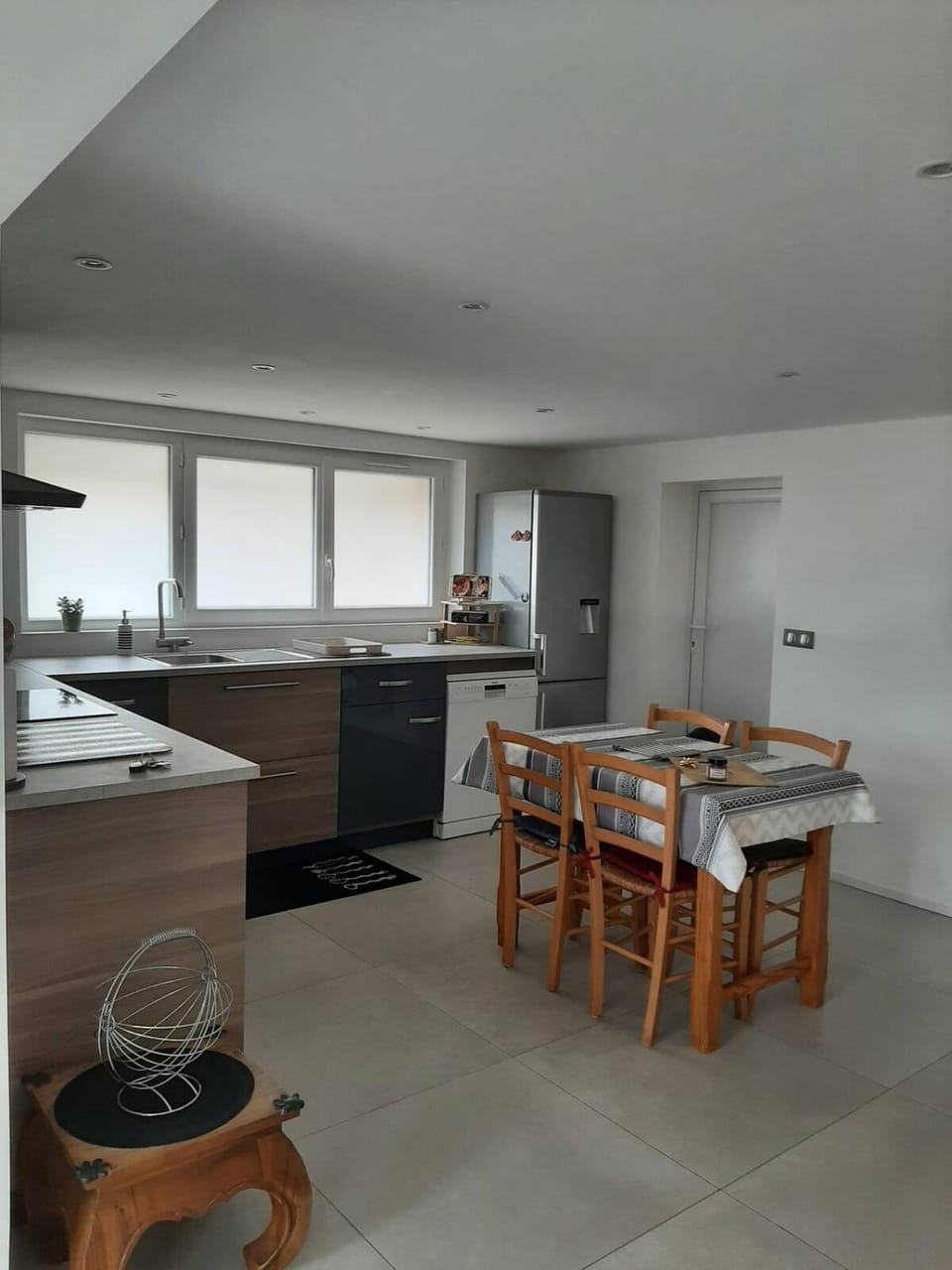 Appartement climatisé au calme en Provence Apartment in French Riviera