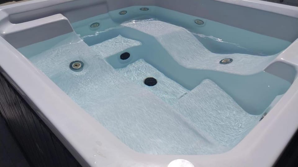 Lovely 1 Bedroom with private heated Jacuzzi at Sholan El Gouna Apartment in Hurghada