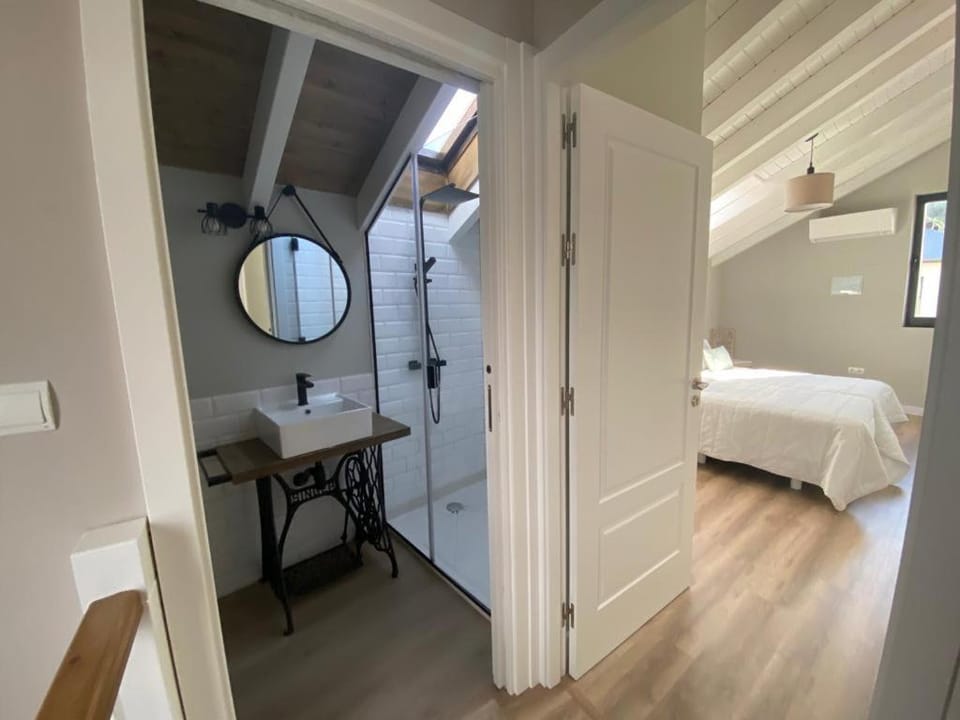 A PONTEVELLA Alojamiento Boutique, Sobradelo Hotel in Galicia