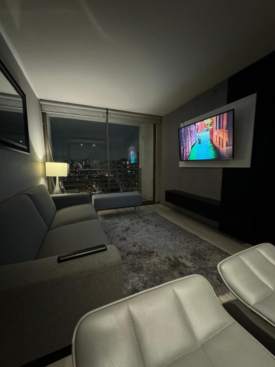 Central Dep 2D Parque Almagro-ByHospédate Apartment in Santiago
