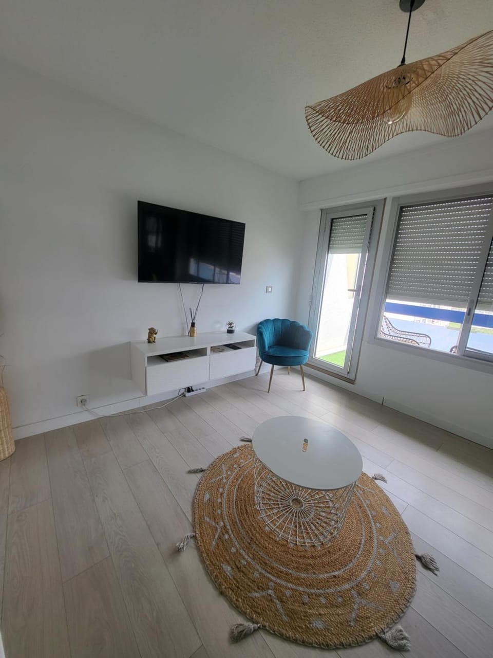 Appartement lumineux avec vue sur mer a 50 m de la plage et du centre Apartment in La Grande-Motte