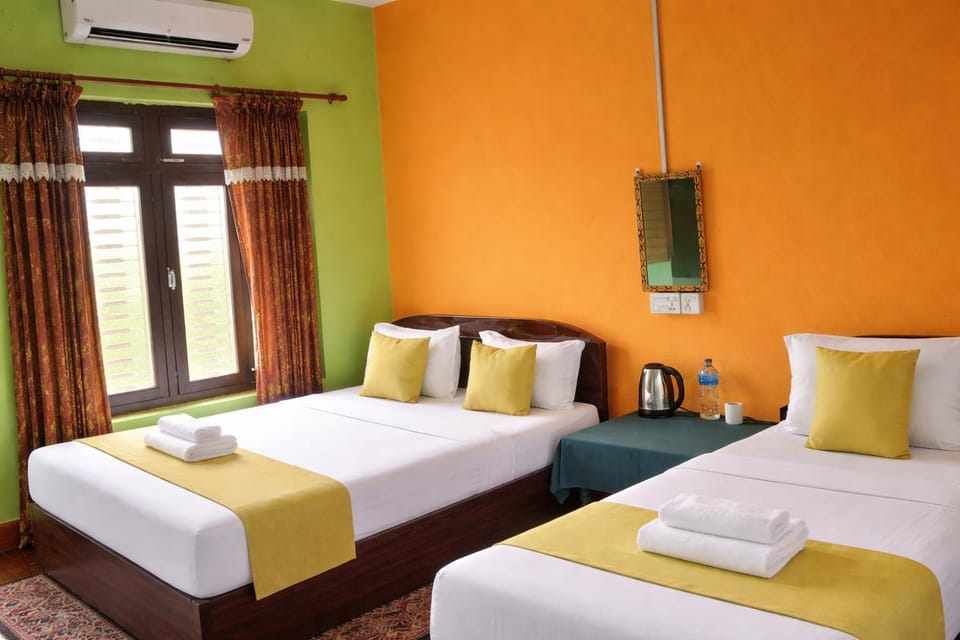 Bed, Photo of the whole room, towels
